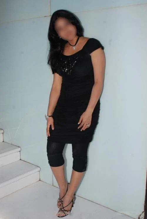 Call Girls Gangolihat